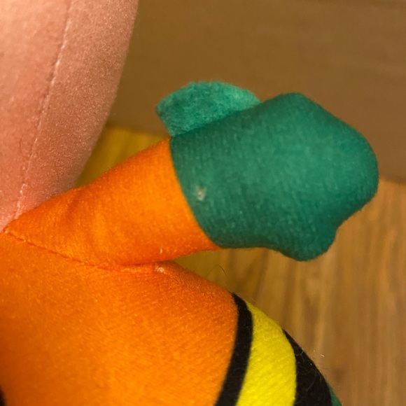 DC Comics Aquaman Plush And SuperFX Talking Aquaman Figure Collectible Bundle - Picture 6 of 6